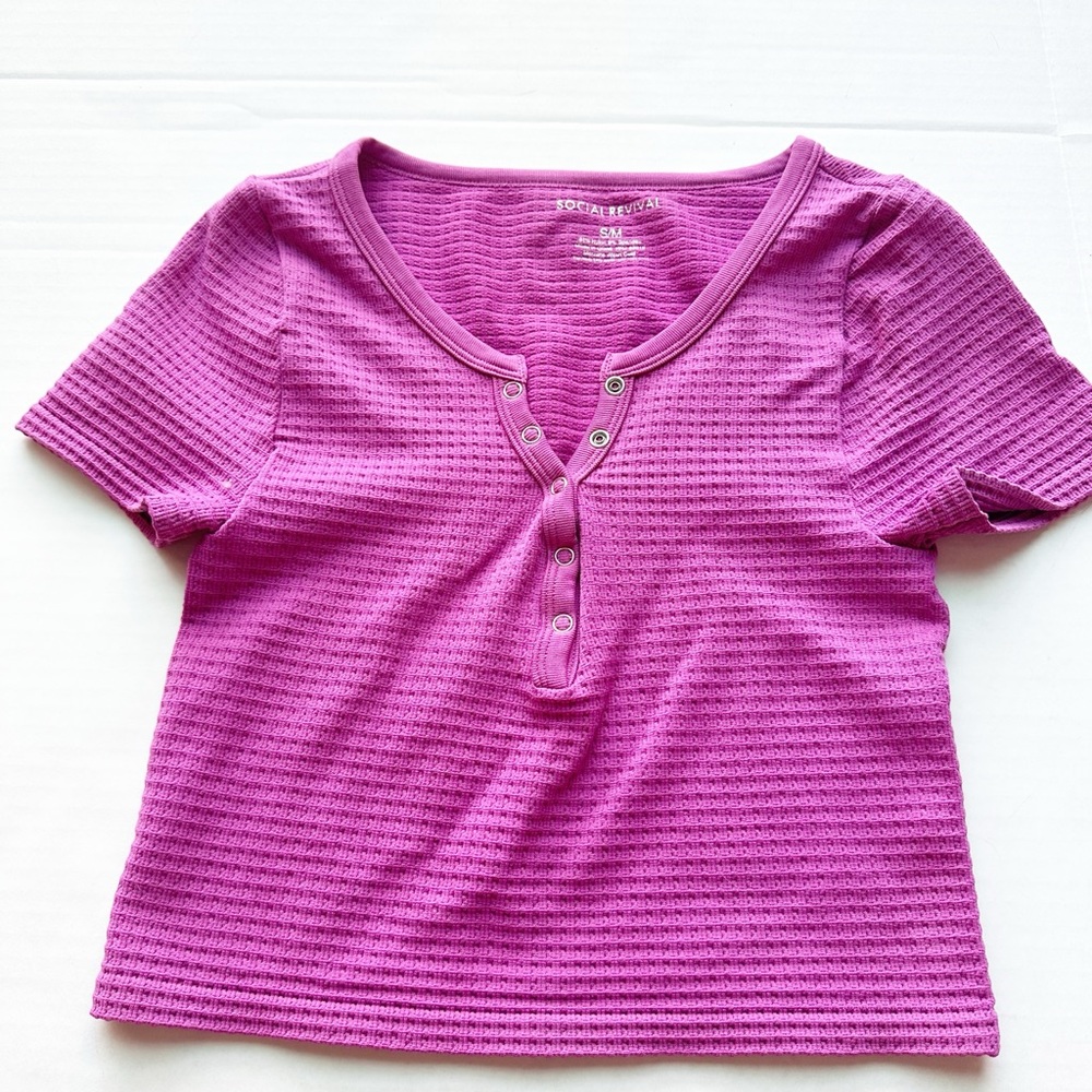 Social Revival Waffle Knit Snap Button Top in Magenta